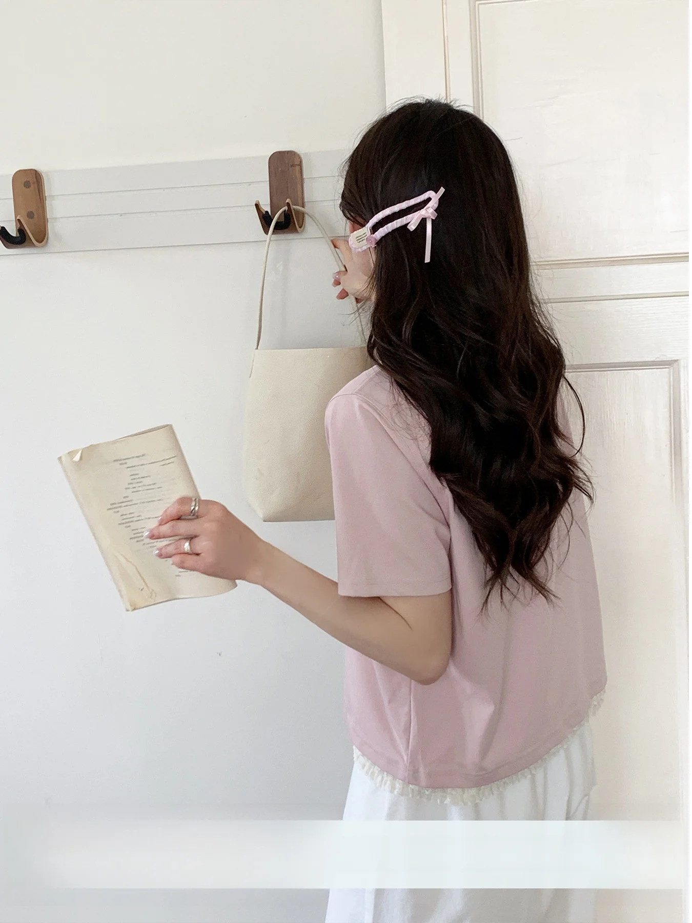 Pink Lace Splice Short Sleeve Women's T-shirt Beautiful Sugar Water Underlay Half Sleeve Spring Cotton Commute Style Shirt
Pink Lace Splice Short Sleeve Women's T-shirt Beautiful Sugar Water Underlay Half Sleeve Spring Cotton Commute Style Shirt