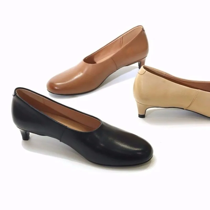Новинка 2026, женская обувь на высоком каблуке с открытым носком, на кошачьем каблуке, с круглой головкой, удобная простая женская обувь на один шаг
Новинка 2026, женская обувь на высоком каблуке с открытым носком, на кошачьем каблуке, с круглой головкой, удобная простая женская обувь на один шаг