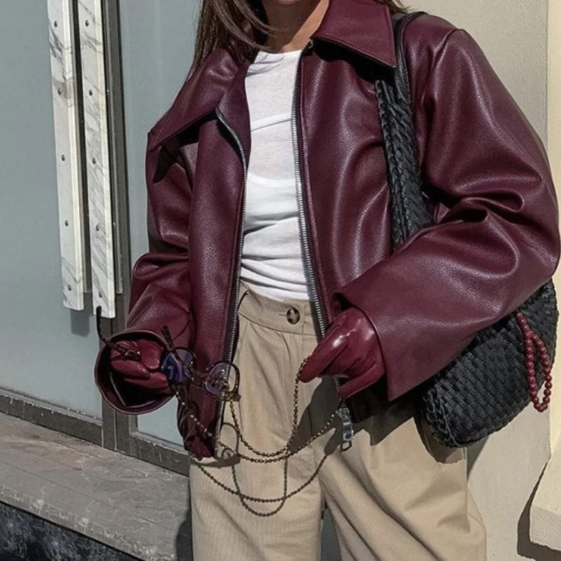 Autumn Winter Women PU Leather Jackets Fashion Lapel Zipper Long Sleeve Female Coats Lady Streetwear Outwear Leather Jacket Tops
Autumn Winter Women PU Leather Jackets Fashion Lapel Zipper Long Sleeve Female Coats Lady Streetwear Outwear Leather Jacket Tops