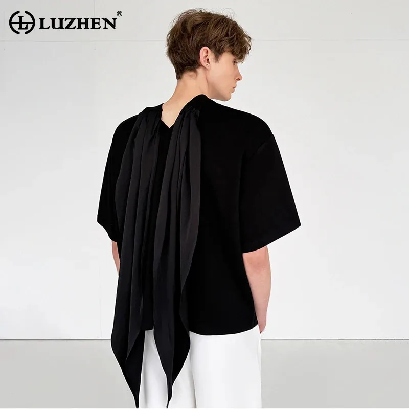 LUZHEN модные роскошные элегантные повседневные футболки высокого качества, мужские летние футболки 2025 года, оригинальные топы с короткими рукавами и украшением ленты JY3172
LUZHEN модные роскошные элегантные повседневные футболки высокого качества, мужские летние футболки 2025 года, оригинальные топы с короткими рукавами и украшением ленты JY3172