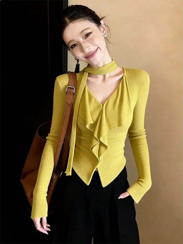 Korean Sle V-Ne Svel Long Sve Women's Knitted Top Spring Autumn Gentle Sle Age Reduction Plump Match Upper Body
Korean Sle V-Ne Svel Long Sve Women's Knitted Top Spring Autumn Gentle Sle Age Reduction Plump Match Upper Body