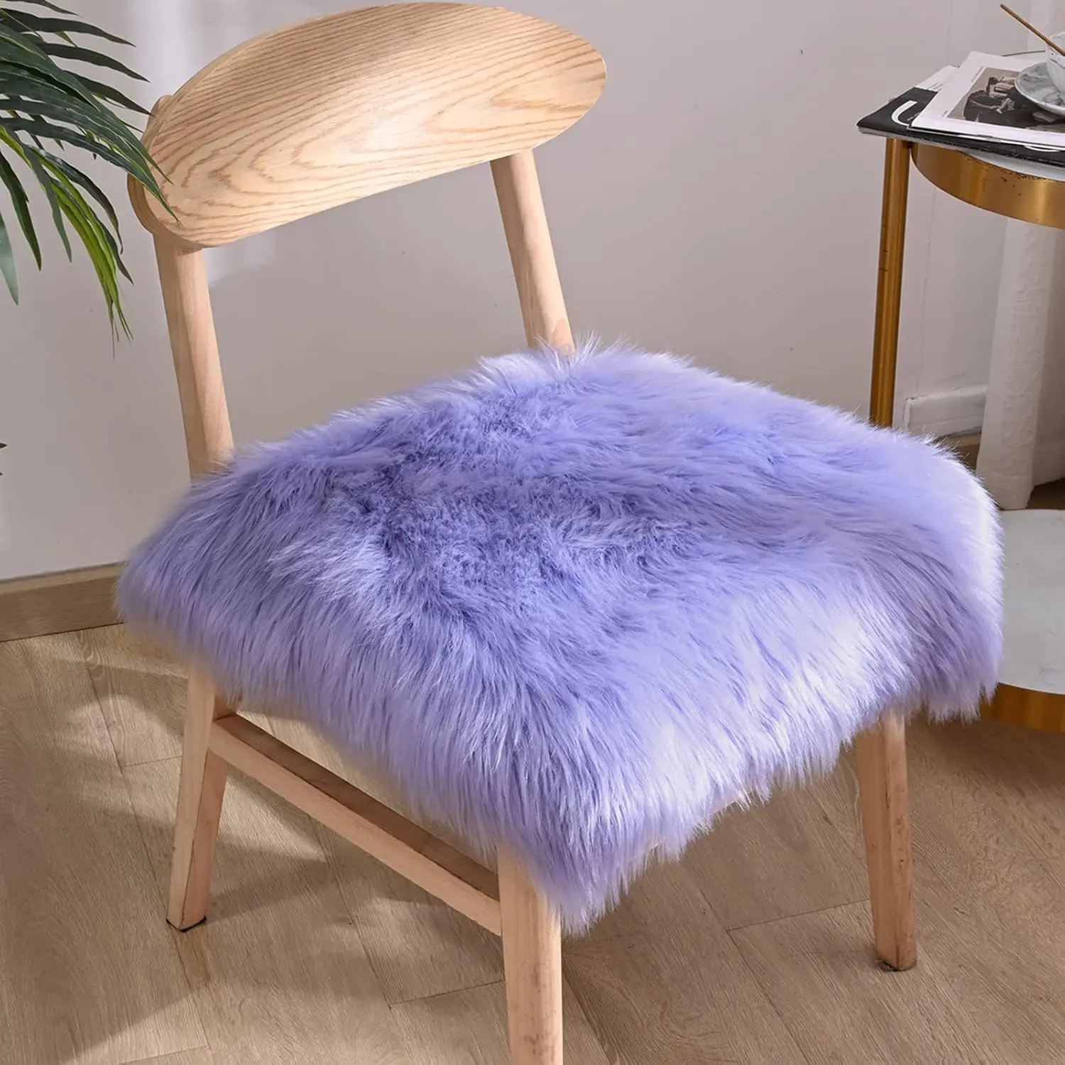 Faux Fur Wool Chair Cover Soft Seat Cushion Pad Simplicity Cushion Long Haired Small Square Cushion for Living Bedroom Sofa Dorm
Faux Fur Wool Chair Cover Soft Seat Cushion Pad Simplicity Cushion Long Haired Small Square Cushion for Living Bedroom Sofa Dorm