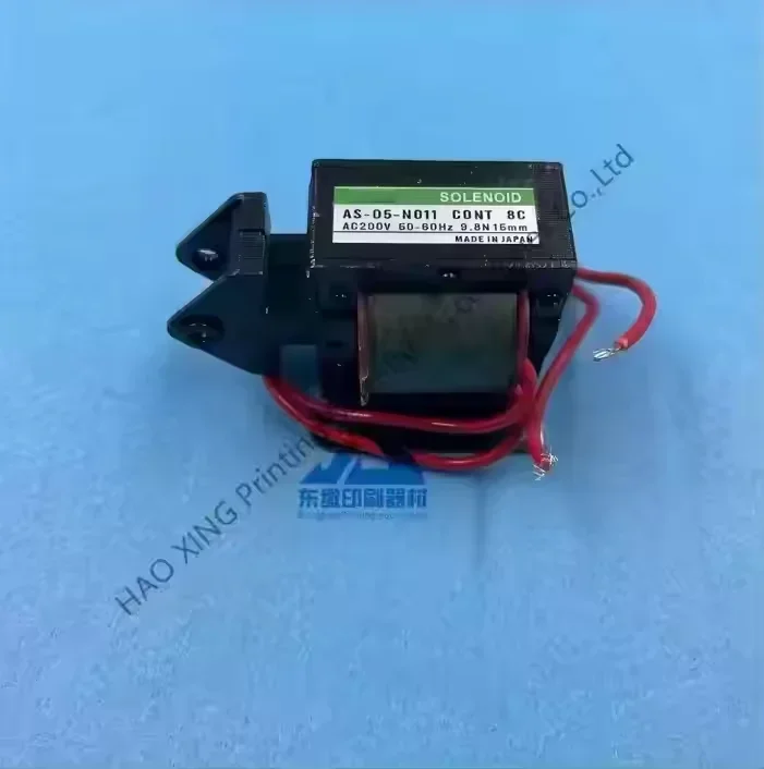 Цельный тяговый электромагнит AS-05-N011 CONT 8C, электромагнитный клапан для деталей офсетной печатной машины Komori, электромагнитный клапан
Цельный тяговый электромагнит AS-05-N011 CONT 8C, электромагнитный клапан для деталей офсетной печатной машины Komori, электромагнитный клапан