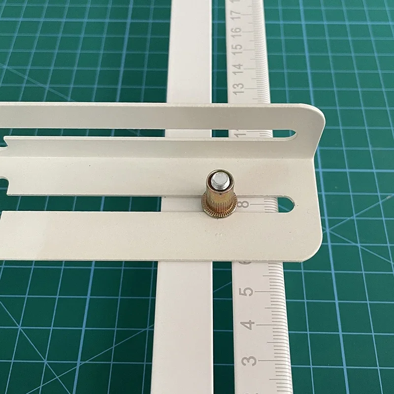 125CM Acrylic Bending Machine - With Length & Angle Positioning Bracket, Organic Sheet/Plastic Sheet/PVC Panel/Pipe Bender
125CM Acrylic Bending Machine - With Length & Angle Positioning Bracket, Organic Sheet/Plastic Sheet/PVC Panel/Pipe Bender