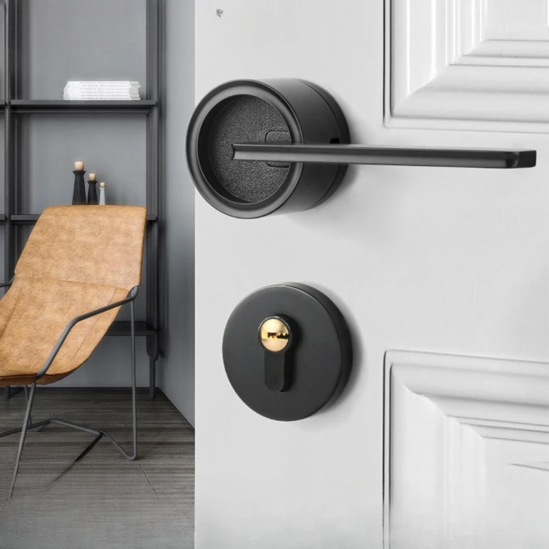 Simple indoor bedroom door lock, gray black Nordic silent magnetic wood door lock, modern study mechanical handle lock
Simple indoor bedroom door lock, gray black Nordic silent magnetic wood door lock, modern study mechanical handle lock