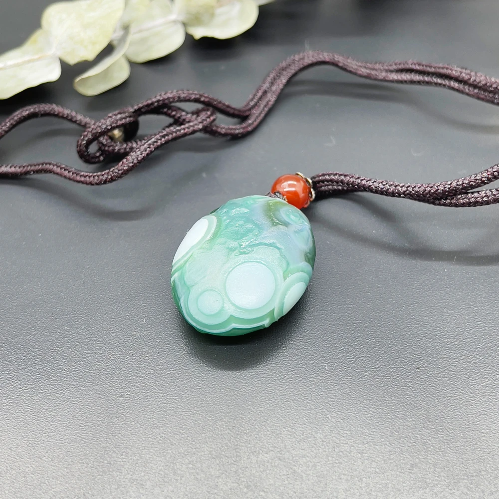 Colored Eye Agate Pendant with Pure Natural Wishing Agate Necklace Jewelry DIY Home Decoration Natural Mineral Stone SS01-40
Colored Eye Agate Pendant with Pure Natural Wishing Agate Necklace Jewelry DIY Home Decoration Natural Mineral Stone SS01-40
