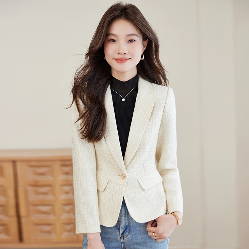 AIyssa Fashionable professional women's long sleeved suit jacket, classic elegant, slim comfortable, new for autumn winter 2025
AIyssa Fashionable professional women's long sleeved suit jacket, classic elegant, slim comfortable, new for autumn winter 2025