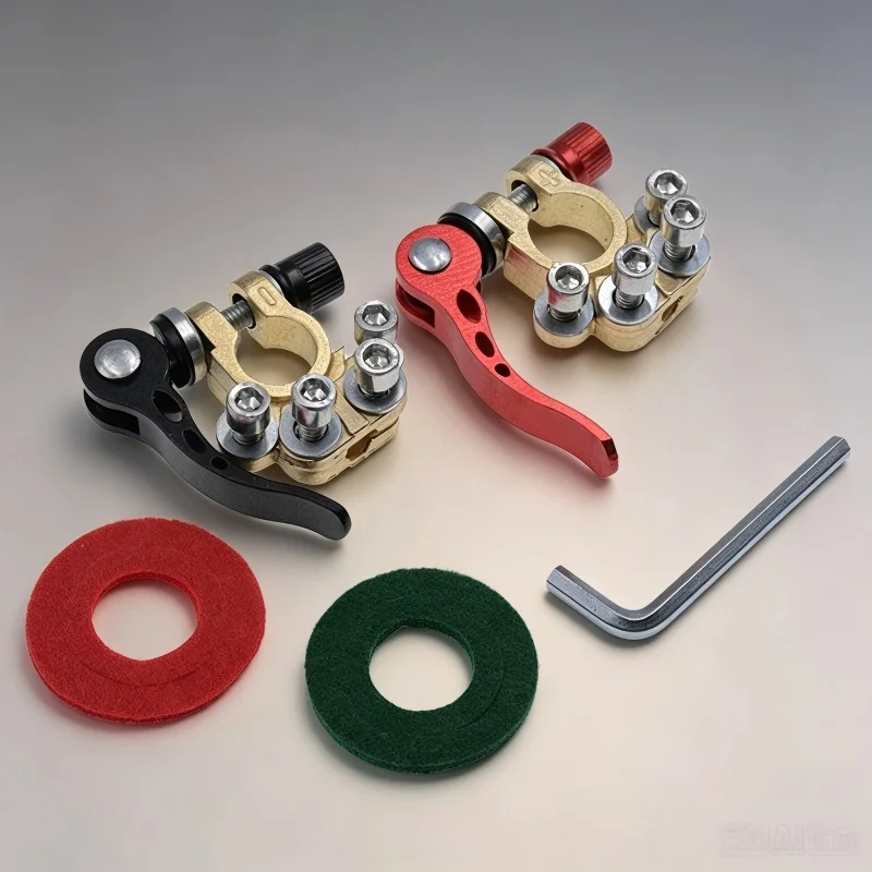 1 Set Car Battery Terminal Connectors, 4-Way Quick Release Disconnect Clamps, for SAE/JIS A Type Posts, Universal for Car
1 Set Car Battery Terminal Connectors, 4-Way Quick Release Disconnect Clamps, for SAE/JIS A Type Posts, Universal for Car
