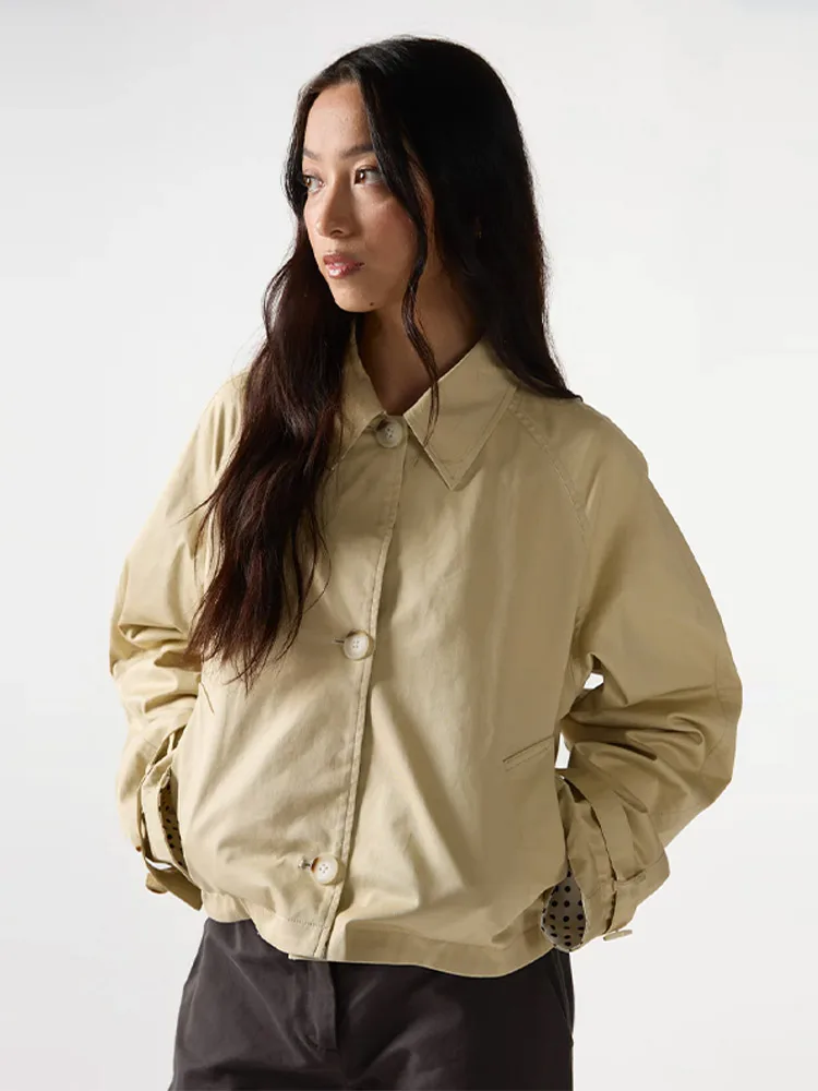 Retro Lapel Short Reversible Jacket Women Casual Polka Dot Single Breasted Trench Jackets Female 2025 Versatile Chic Streetwear
Retro Lapel Short Reversible Jacket Women Casual Polka Dot Single Breasted Trench Jackets Female 2025 Versatile Chic Streetwear