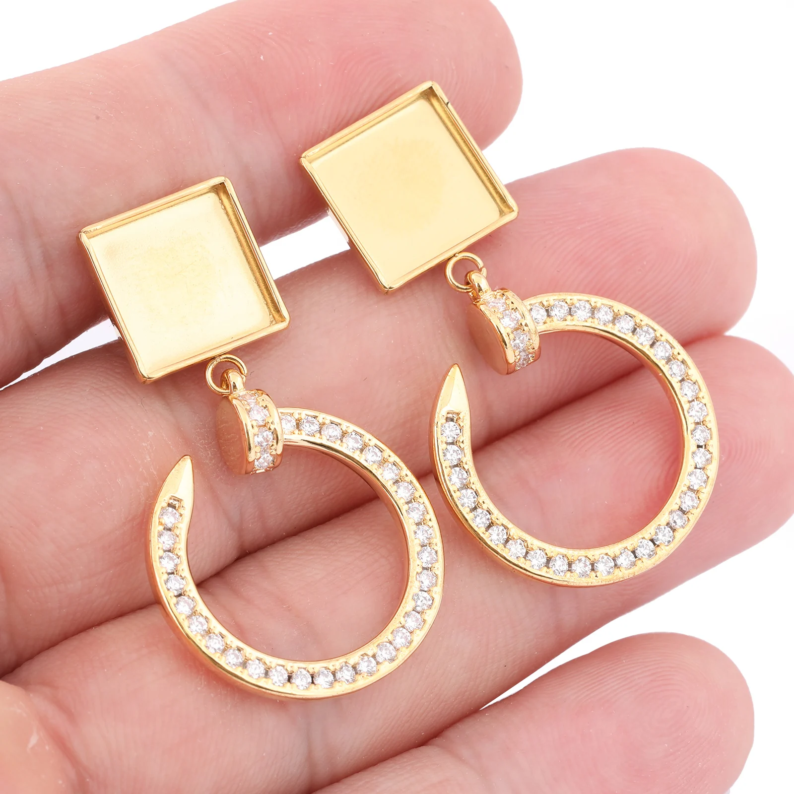 4pcs Stainless Steel Gold Plated Fit 10mm Square Cabochon Earring Base Blanks Studs With Crystal Charms Diy Jewelry Making Parts
4pcs Stainless Steel Gold Plated Fit 10mm Square Cabochon Earring Base Blanks Studs With Crystal Charms Diy Jewelry Making Parts