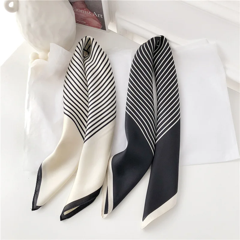 Women Korean version of simple stripes brocade forging 70cm small square scarf scarf headscarf
Women Korean version of simple stripes brocade forging 70cm small square scarf scarf headscarf