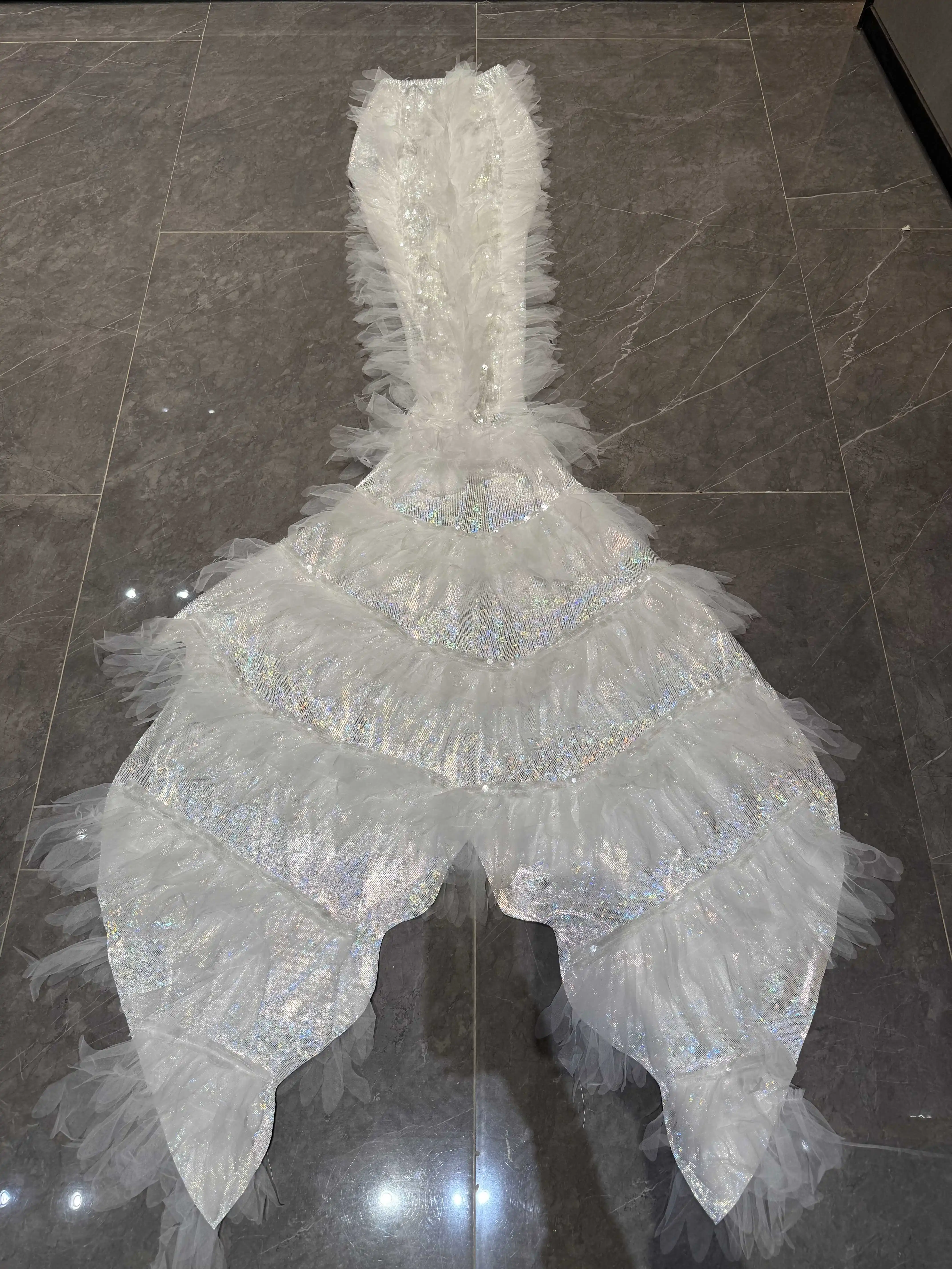 Original Angel Hot Stamped Mermaid Tail Snow White Tail Fish Skin Aquarium Shooting Performance Dress Swimsuit
Original Angel Hot Stamped Mermaid Tail Snow White Tail Fish Skin Aquarium Shooting Performance Dress Swimsuit