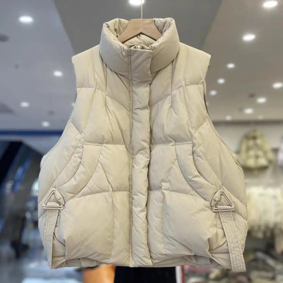 Women's Outerwear Korean Casual Polyester Fiber Lightweight Comfortable Loose Fit Stand Collar Du down Vest
Women's Outerwear Korean Casual Polyester Fiber Lightweight Comfortable Loose Fit Stand Collar Du down Vest