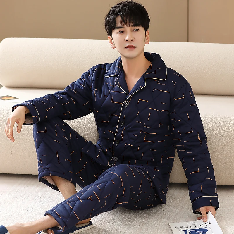 L-4XL Male Homewear Clothing Winter Thick Warm Men Clip Cotton Pajamas Set Loose Comfortable Soft Cardigan Mens Sleepwear
L-4XL Male Homewear Clothing Winter Thick Warm Men Clip Cotton Pajamas Set Loose Comfortable Soft Cardigan Mens Sleepwear