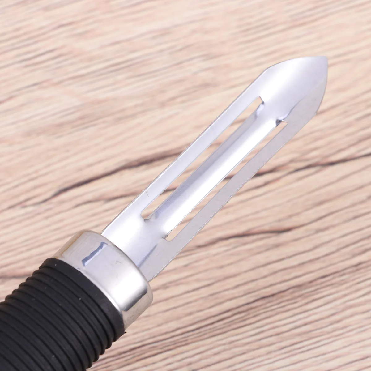 Stainless Steel Vegetable Fruit Peelers Non Swivel Fixed Blade Kitchen Tool for Carrots Potatoes Cucumbers Apples Pears Ultra
Stainless Steel Vegetable Fruit Peelers Non Swivel Fixed Blade Kitchen Tool for Carrots Potatoes Cucumbers Apples Pears Ultra