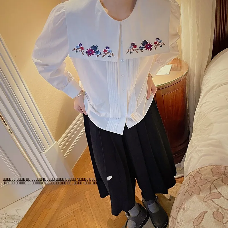 VIMAS Винтажная женская рубашка с вышивкой и цветочным принтом, отложным воротником, белая, из дышащего хлопка, приятная к коже, для повседневной носки
VIMAS Винтажная женская рубашка с вышивкой и цветочным принтом, отложным воротником, белая, из дышащего хлопка, приятная к коже, для повседневной носки