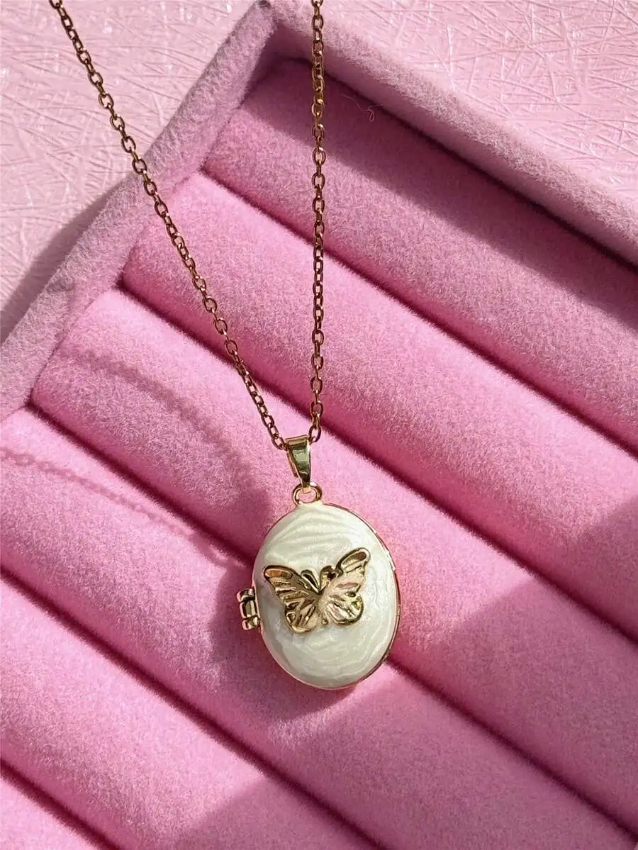 Enamel Butterfly Oval Locket Necklace Vintage Style Gift For Women
Enamel Butterfly Oval Locket Necklace Vintage Style Gift For Women
