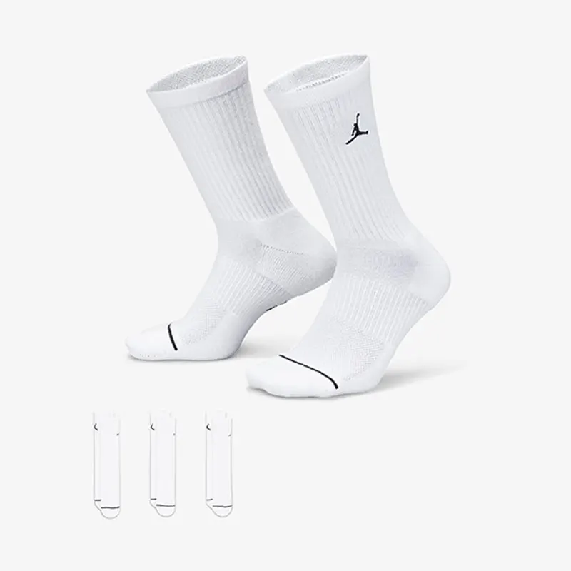 Оригинальные повседневные носки унисекс Nike Air Jordan до середины икры, комплект из 3 предметов DX9632-100
Оригинальные повседневные носки унисекс Nike Air Jordan до середины икры, комплект из 3 предметов DX9632-100