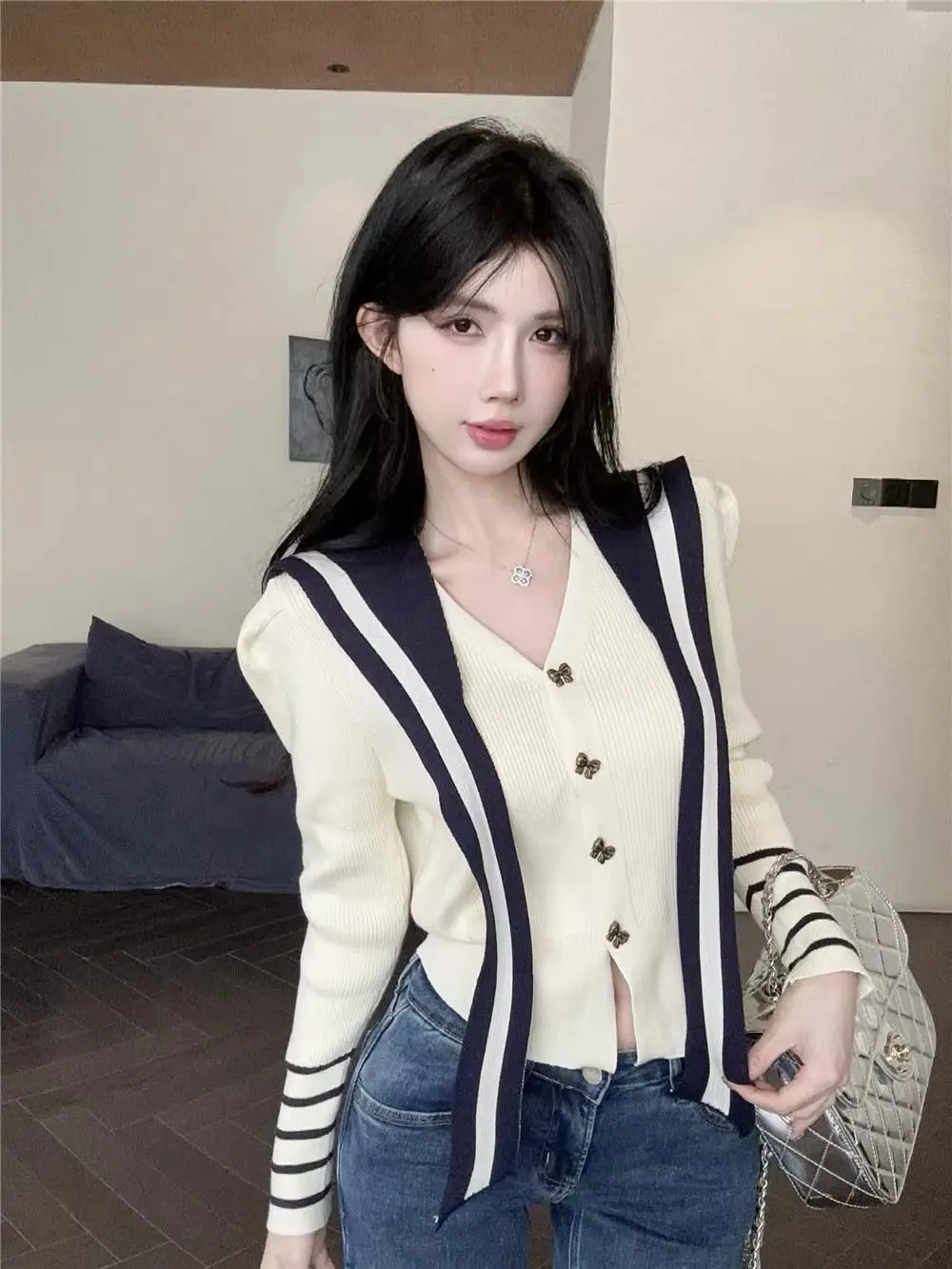 Hong Kong Sle Navy Collar Color Blo Sweater Women's Korean System Long Sve Knitted Top Ele Unique Faionable
Hong Kong Sle Navy Collar Color Blo Sweater Women's Korean System Long Sve Knitted Top Ele Unique Faionable