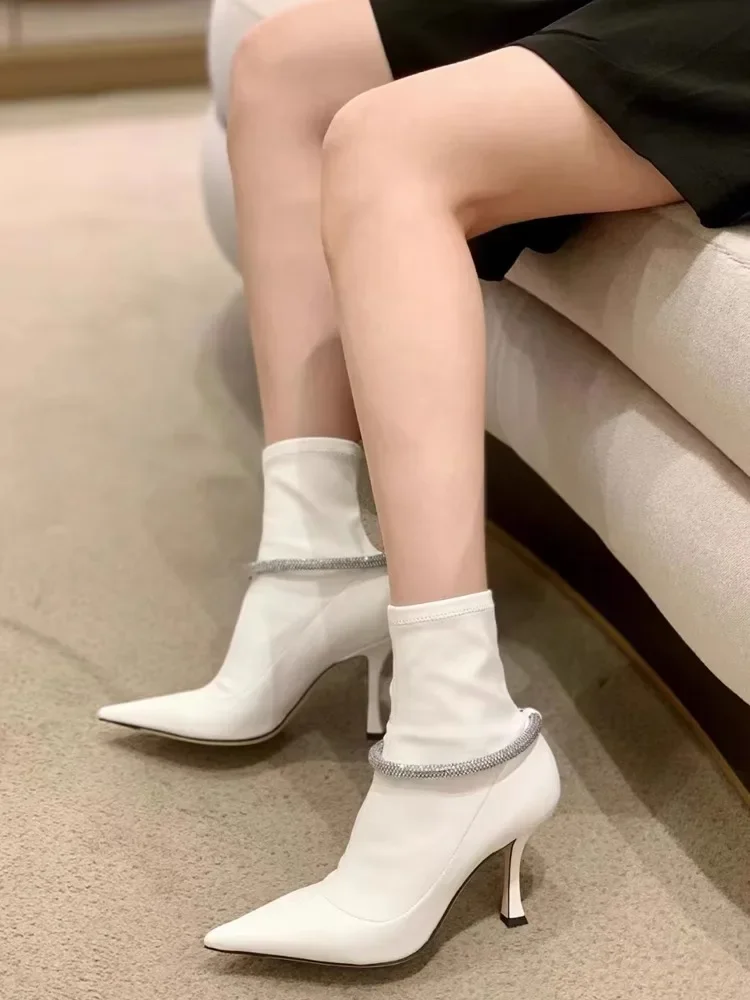 Sexy Stiletto Elastic Women Sock Boots French Patent Leather Rhinestone Ankle Botines Elegant Pointed High Heel Short Botas
Sexy Stiletto Elastic Women Sock Boots French Patent Leather Rhinestone Ankle Botines Elegant Pointed High Heel Short Botas