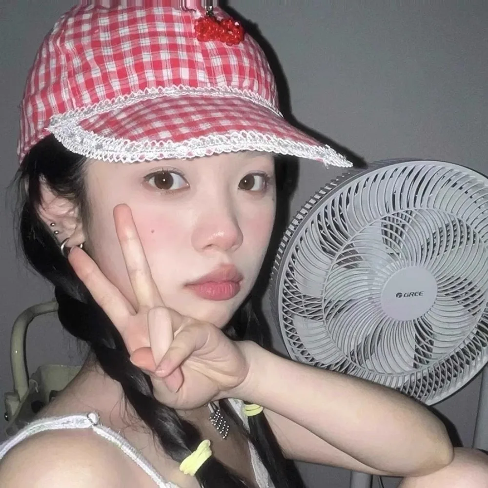 Casual Sunscreen Cherry Pin Cap Cotton Peaked Red Plaid Hat Sweet Cute Lace Baseball Cap Girls
Casual Sunscreen Cherry Pin Cap Cotton Peaked Red Plaid Hat Sweet Cute Lace Baseball Cap Girls
