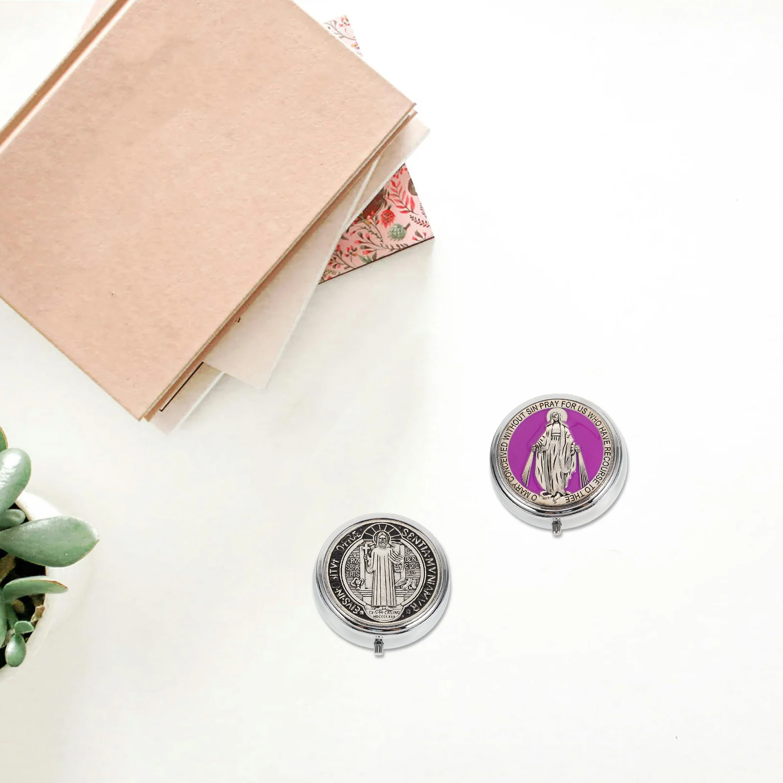 2Pcs Small Jewelry Case Rosary Beads Box Zinc Alloy Trinket Container for Ring Necklace Earring Jewelry Storage Organizer Gift
2Pcs Small Jewelry Case Rosary Beads Box Zinc Alloy Trinket Container for Ring Necklace Earring Jewelry Storage Organizer Gift