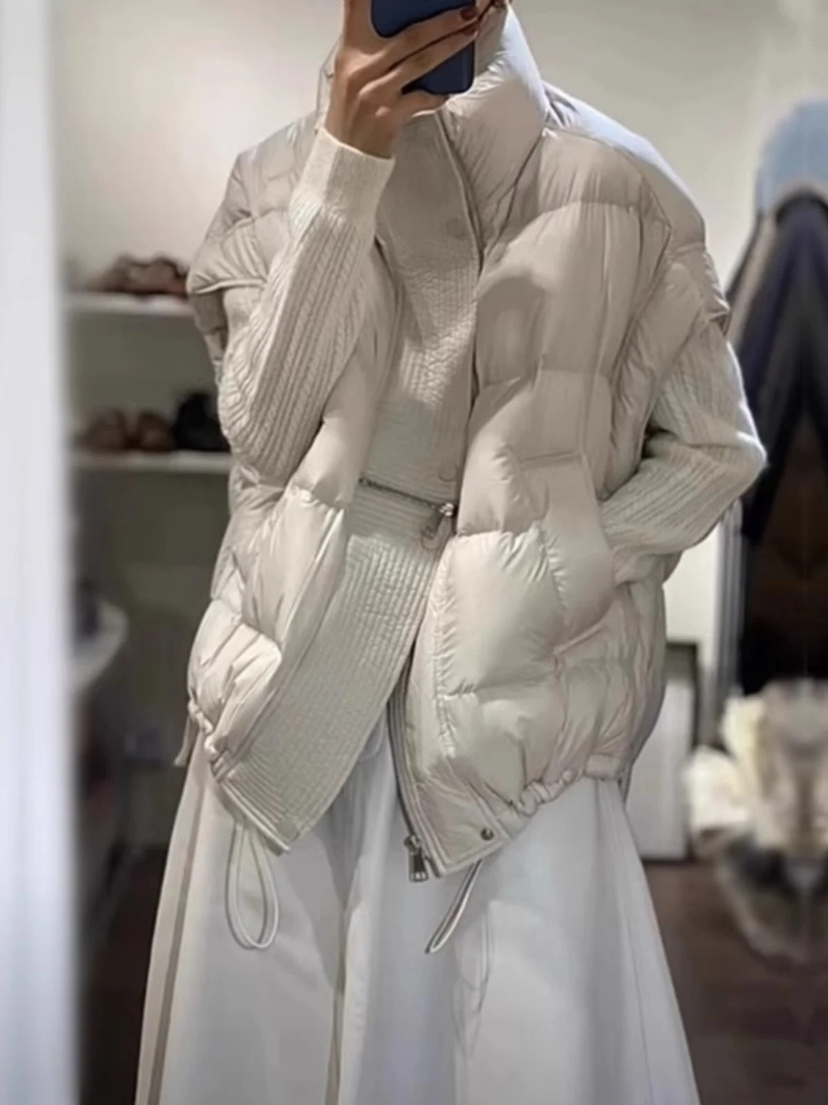 Ele Stand Collar down Cotton Vest Loose Fit Zipper Design Autumn Winter New Sle Women's Outerwear Korean Sle Straight...
Ele Stand Collar down Cotton Vest Loose Fit Zipper Design Autumn Winter New Sle Women's Outerwear Korean Sle Straight...
