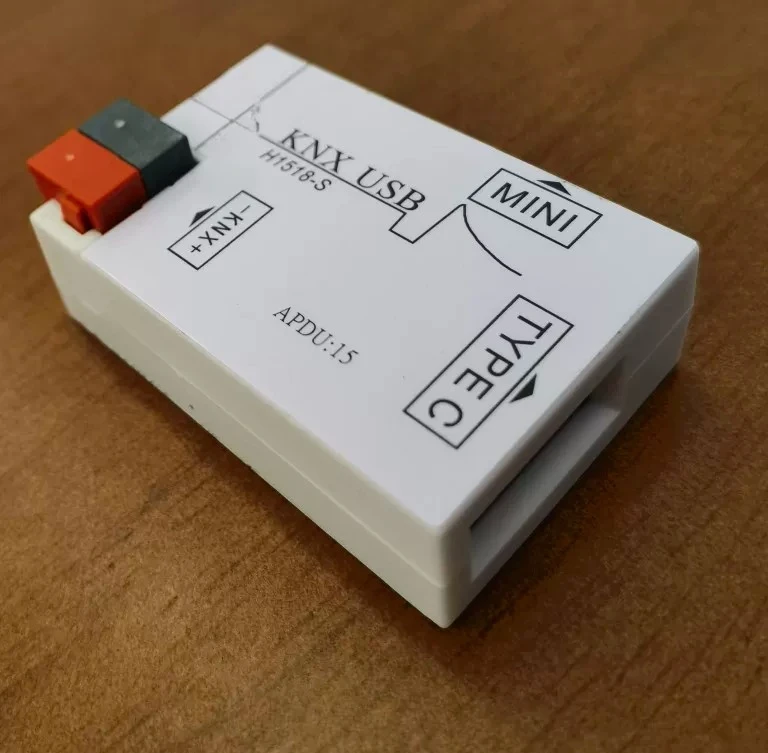 For KNX Download Adapter Dual USB Interface Type-C Micro USB KNX Program Connector
For KNX Download Adapter Dual USB Interface Type-C Micro USB KNX Program Connector