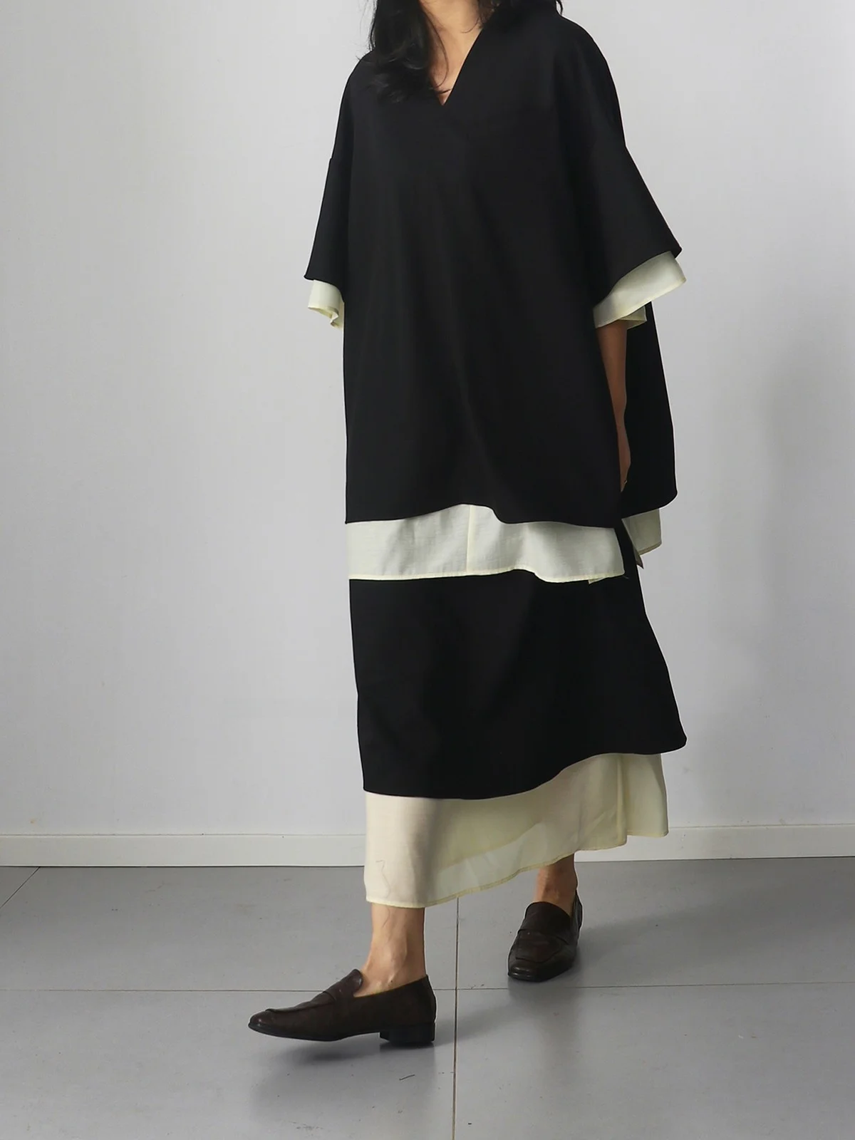 Whooos Casual Loose Women's Short Coat Black Oversize Hooded Asymmetric Design Cotton Blend Spring Fashion Outerwear
Whooos Casual Loose Women's Short Coat Black Oversize Hooded Asymmetric Design Cotton Blend Spring Fashion Outerwear