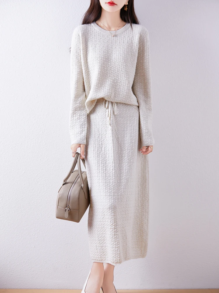 Light Luxury Spring Autumn Women Skirts Suit Worsted Merino Wool Female Knitted Pullover Dress Long Sleeve Clothes Top Outerwear
Light Luxury Spring Autumn Women Skirts Suit Worsted Merino Wool Female Knitted Pullover Dress Long Sleeve Clothes Top Outerwear