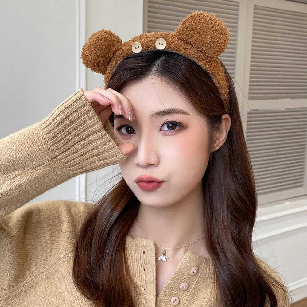 New Korean Big Ears Headwear Fashion Cute Hair Hoop Makeup Tool Party Plush Bear Headband
New Korean Big Ears Headwear Fashion Cute Hair Hoop Makeup Tool Party Plush Bear Headband