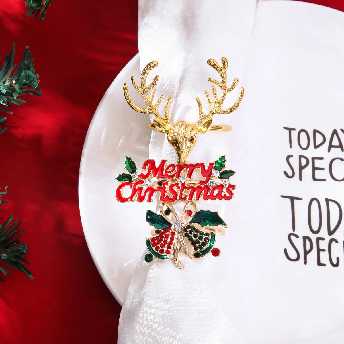 1pcs Christmas Napkin Rings Xmas Tree Deer Nutcracker Napkin Holder Rhinestone Napkin Buckle for 2024 Christmas Table Decoration
1pcs Christmas Napkin Rings Xmas Tree Deer Nutcracker Napkin Holder Rhinestone Napkin Buckle for 2024 Christmas Table Decoration
