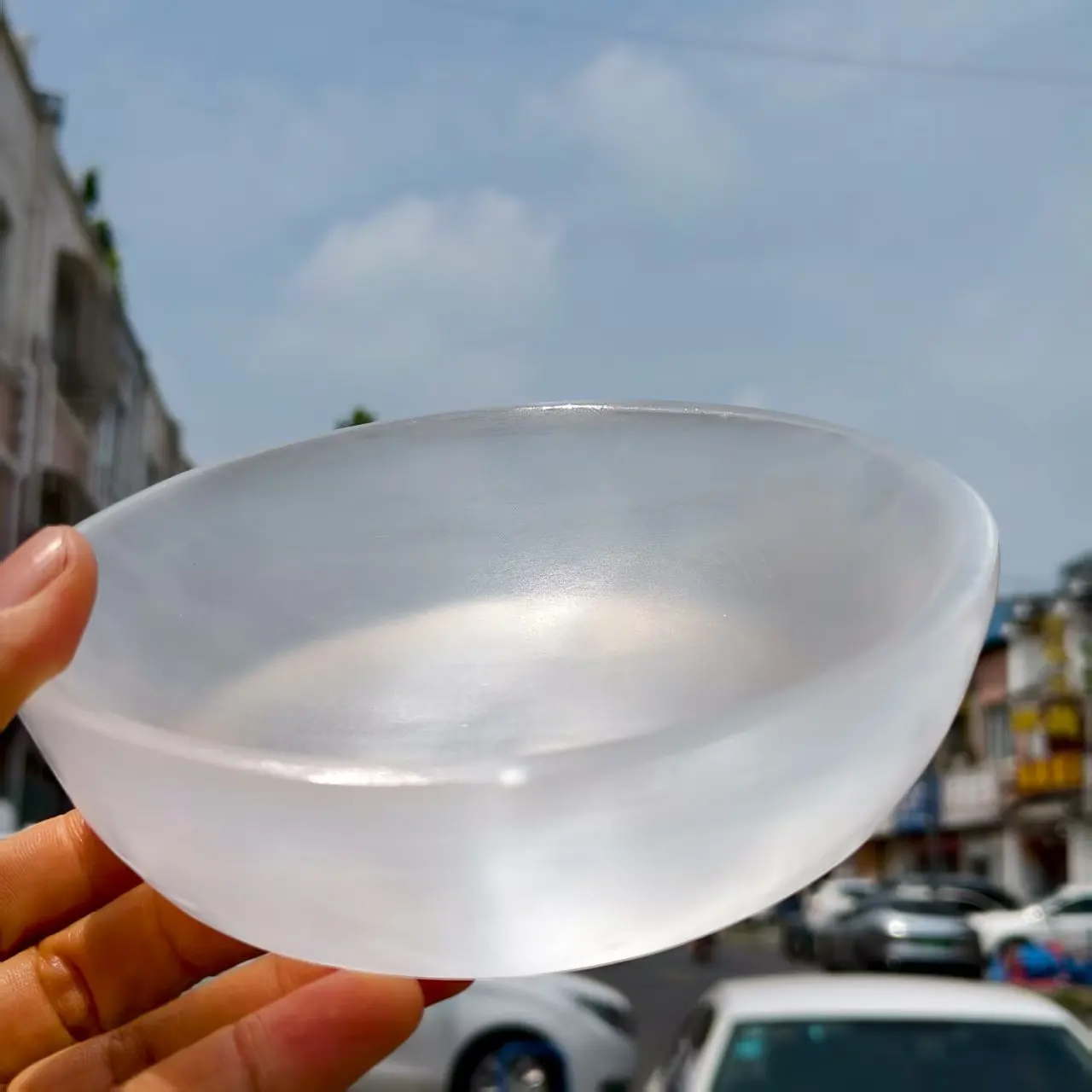 Natural Transparent Gypsum Bowl, Quartz Crystal Gypsum Raw Stone Polished Bowl, Mineral, Spiritual Energy, Therapeutic Bowl 
Natural Transparent Gypsum Bowl, Quartz Crystal Gypsum Raw Stone Polished Bowl, Mineral, Spiritual Energy, Therapeutic Bowl