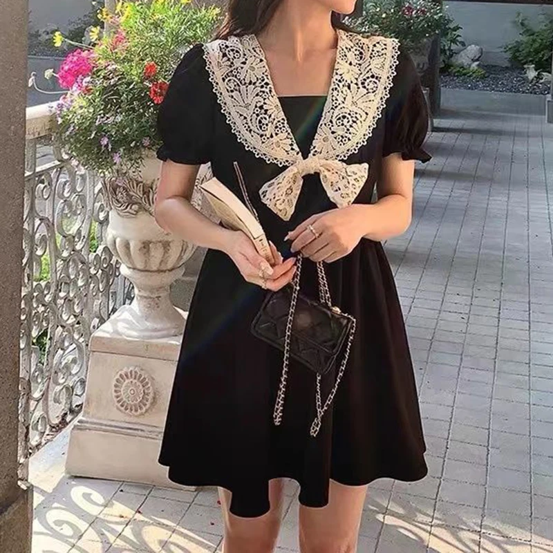 Summer French Vintage Lace Splice Doll Neck Dress Women's Summer Little Black vestido black dress
Summer French Vintage Lace Splice Doll Neck Dress Women's Summer Little Black vestido black dress