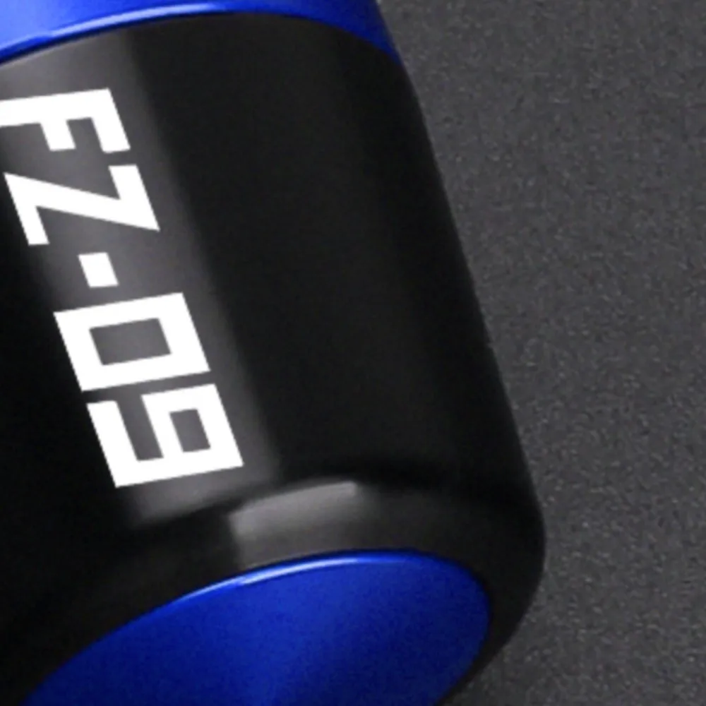 For YAMAHA FZ09 09 2014 2015 2016 2017 2023 2024 2025 2026 7/8" 22mm Motorcycle Accessories Hand bar Handlebar Grips ends Weight
For YAMAHA FZ09 09 2014 2015 2016 2017 2023 2024 2025 2026 7/8" 22mm Motorcycle Accessories Hand bar Handlebar Grips ends Weight