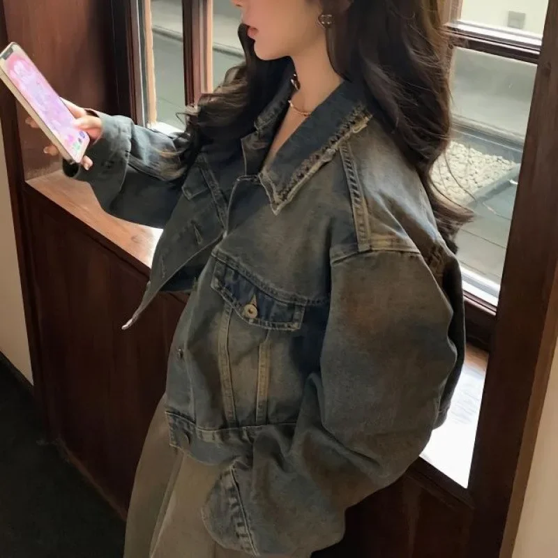 Retro old American denim jacket women's 2024 spring new versatile loose heavy industry high-end short top
Retro old American denim jacket women's 2024 spring new versatile loose heavy industry high-end short top