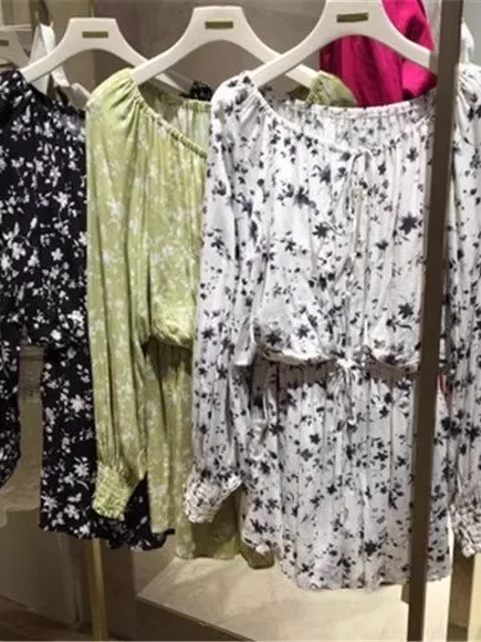 Slimming Long Sleeve Dress Japanese Style Loose Waist Shaping Floral Print Chiffon Wide Leg Pants Women's Suit
Slimming Long Sleeve Dress Japanese Style Loose Waist Shaping Floral Print Chiffon Wide Leg Pants Women's Suit