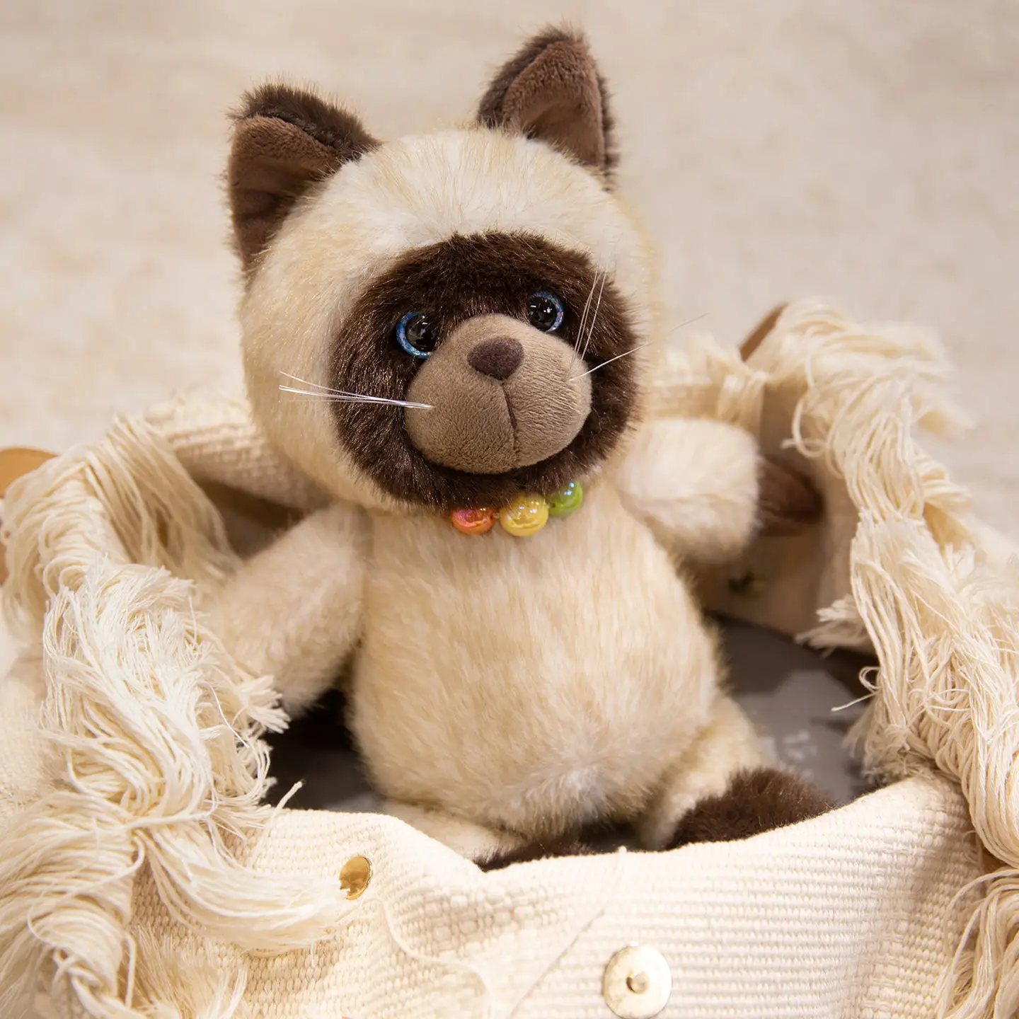 Hot Internet Celebrity Cute Cartoon Siamese Kitten Plush Toys Soft Stuffed Animal Anime Cat Baby Accompany Doll for Kids Gifts 
Hot Internet Celebrity Cute Cartoon Siamese Kitten Plush Toys Soft Stuffed Animal Anime Cat Baby Accompany Doll for Kids Gifts