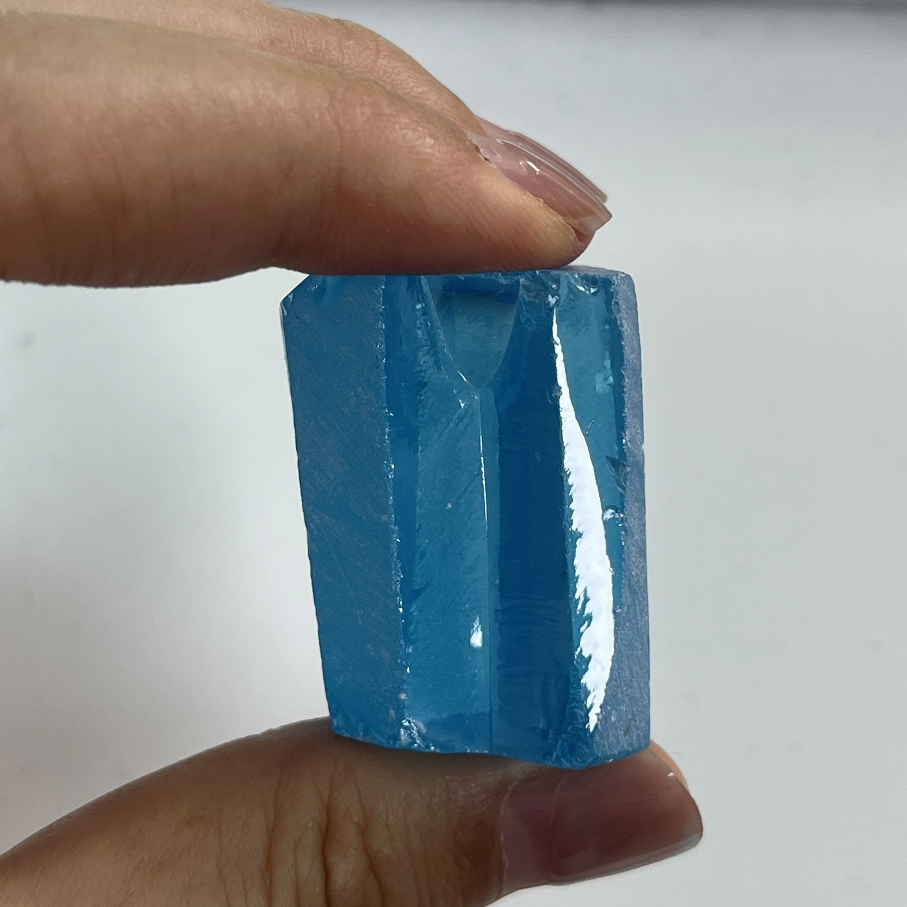 500g/Lot Cubic Zirconia Rough Uncut Blue Emerald Raw Gemstone
500g/Lot Cubic Zirconia Rough Uncut Blue Emerald Raw Gemstone