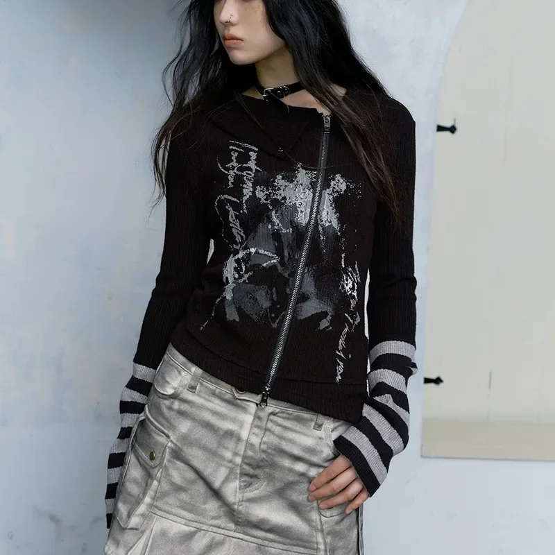 2025 New Gothic Retro Punk Hoodie Women American Y2K Retro Grunge Y2k Graphic Striped Patchwork Zipper Tees Tops Spring Clothing
2025 New Gothic Retro Punk Hoodie Women American Y2K Retro Grunge Y2k Graphic Striped Patchwork Zipper Tees Tops Spring Clothing