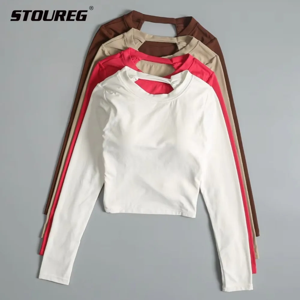 Long-sleeved yoga shirt with large back exposure. Sexy, high-end running top with chest pads for Pilates training and fitness.
Long-sleeved yoga shirt with large back exposure. Sexy, high-end running top with chest pads for Pilates training and fitness.