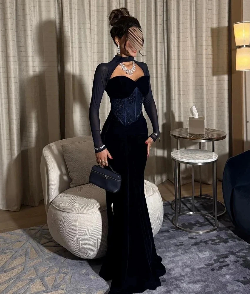 Lzhk Customized Sexy Velvet Mermaid Sequined Evening Dress High Quality Halter Long Sleeves Floor Length Prom Gowns Custom Made
Lzhk Customized Sexy Velvet Mermaid Sequined Evening Dress High Quality Halter Long Sleeves Floor Length Prom Gowns Custom Made