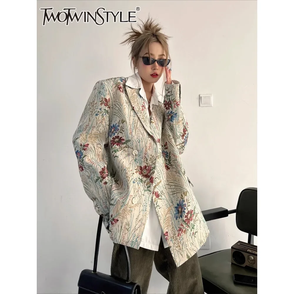 TWOTWINSTYLE однотонный модный блейзер с принтом для женщин, лоскутное однобортное пальто с зубцами и длинными рукавами, женская одежда
TWOTWINSTYLE однотонный модный блейзер с принтом для женщин, лоскутное однобортное пальто с зубцами и длинными рукавами, женская одежда