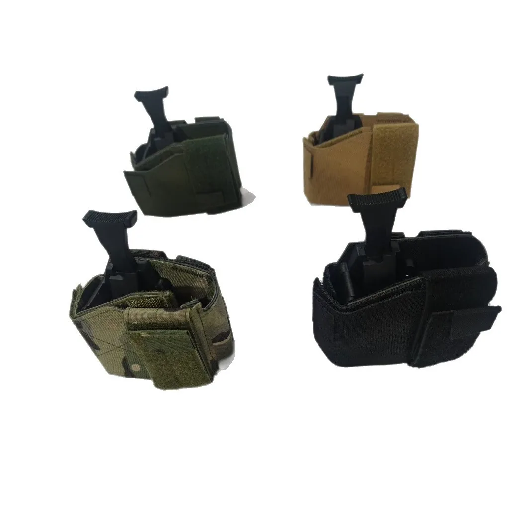 Gun holster tactical sports versatile MOLLE nylon waistband storage bag with camouflage style outside the door
Gun holster tactical sports versatile MOLLE nylon waistband storage bag with camouflage style outside the door