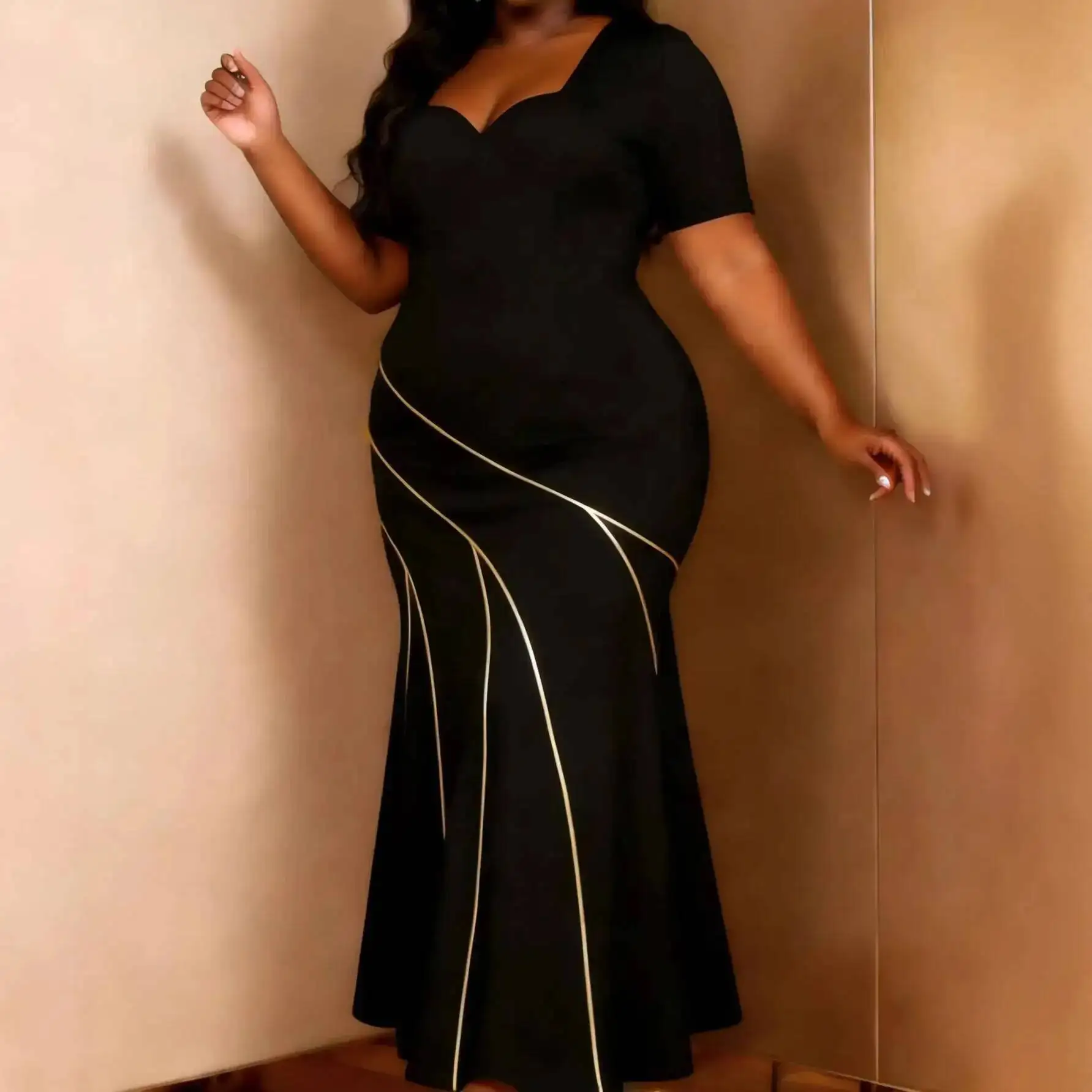New Plus-size Women's Black Long-sleeve Dress, Waist-cinching Elegant Party Gown, Fishtail Skirt Dresses Elegantes Casual Y2K
New Plus-size Women's Black Long-sleeve Dress, Waist-cinching Elegant Party Gown, Fishtail Skirt Dresses Elegantes Casual Y2K