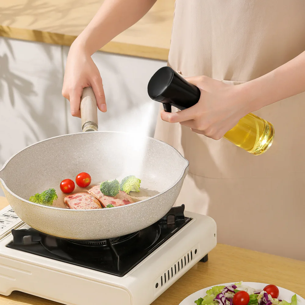 1Pcs 500ml Oil Spray Pot Kitchen Household Edible Olive Oil Spray Bottle Atomized Misty Oil Tank Air Fryer Spray Bott
1Pcs 500ml Oil Spray Pot Kitchen Household Edible Olive Oil Spray Bottle Atomized Misty Oil Tank Air Fryer Spray Bott
