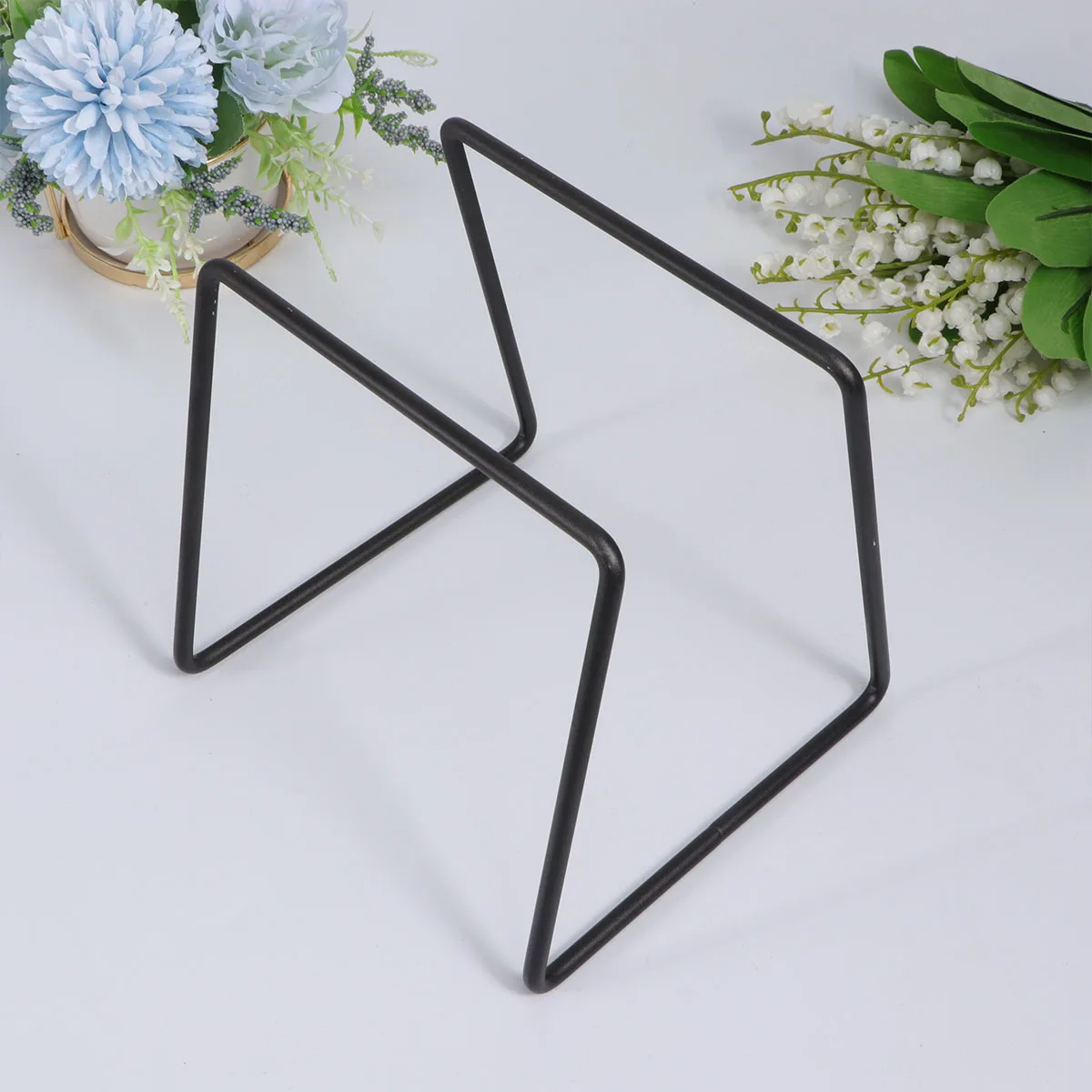 Metal Coffee Dripper Stand Black Lightweight Filter Cup Holder Accessory Filter Cup Holder
Metal Coffee Dripper Stand Black Lightweight Filter Cup Holder Accessory Filter Cup Holder