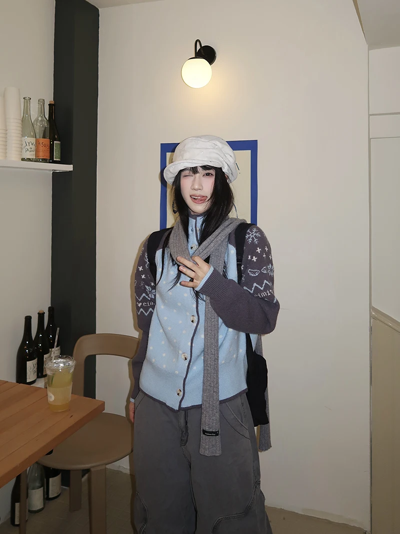 Retro Korean Sle Color Blo Sweater Coat for Women Autumn Winter Versatile Slimming Student Top Trype22 Loose Fit Long S...
Retro Korean Sle Color Blo Sweater Coat for Women Autumn Winter Versatile Slimming Student Top Trype22 Loose Fit Long S...