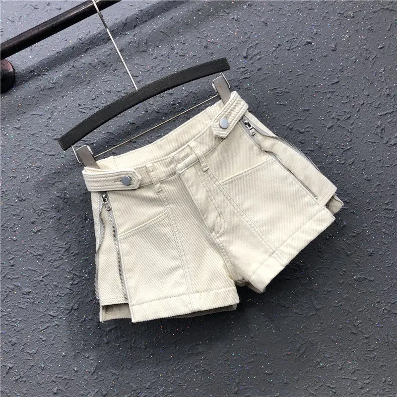 Casual Aesthetic Korean Loose Fashion Hot Wide Leg Sexy Vintage High Waist Women's Jean Denim Shorts Female Summer Short Pants
Casual Aesthetic Korean Loose Fashion Hot Wide Leg Sexy Vintage High Waist Women's Jean Denim Shorts Female Summer Short Pants