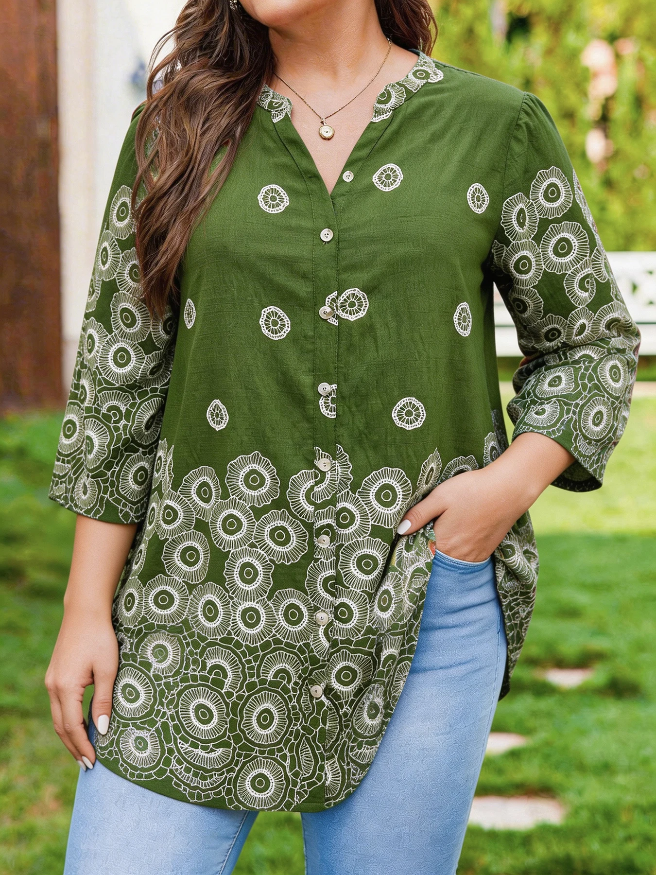 Plus Size Women's Navy Pattern Top Half-Placket 3/4 Sleeve Loose
Plus Size Women's Navy Pattern Top Half-Placket 3/4 Sleeve Loose